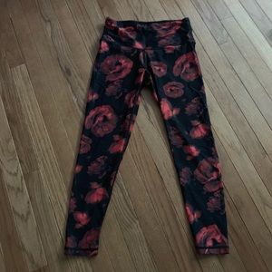 M Victoria secret knockout 7/8 leggings